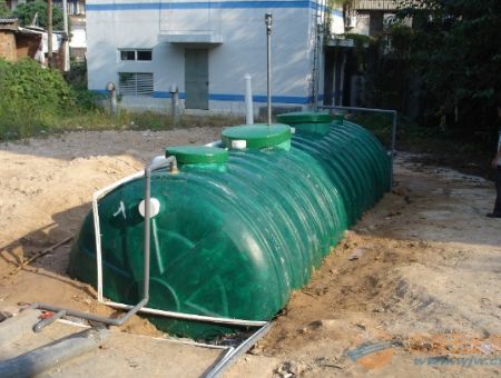 點擊查看詳細信息<br>標題：玻璃鋼一體化污水處理設備 閱讀次數：8799